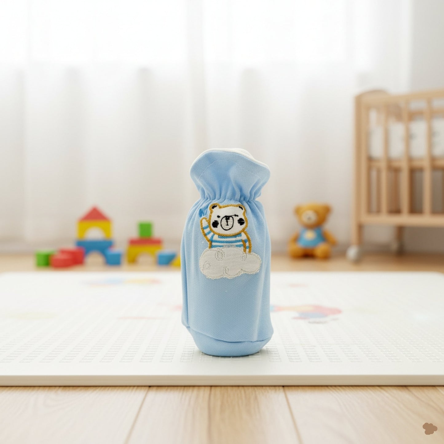 Cartoon Embroidered Feeder Cover 60ml