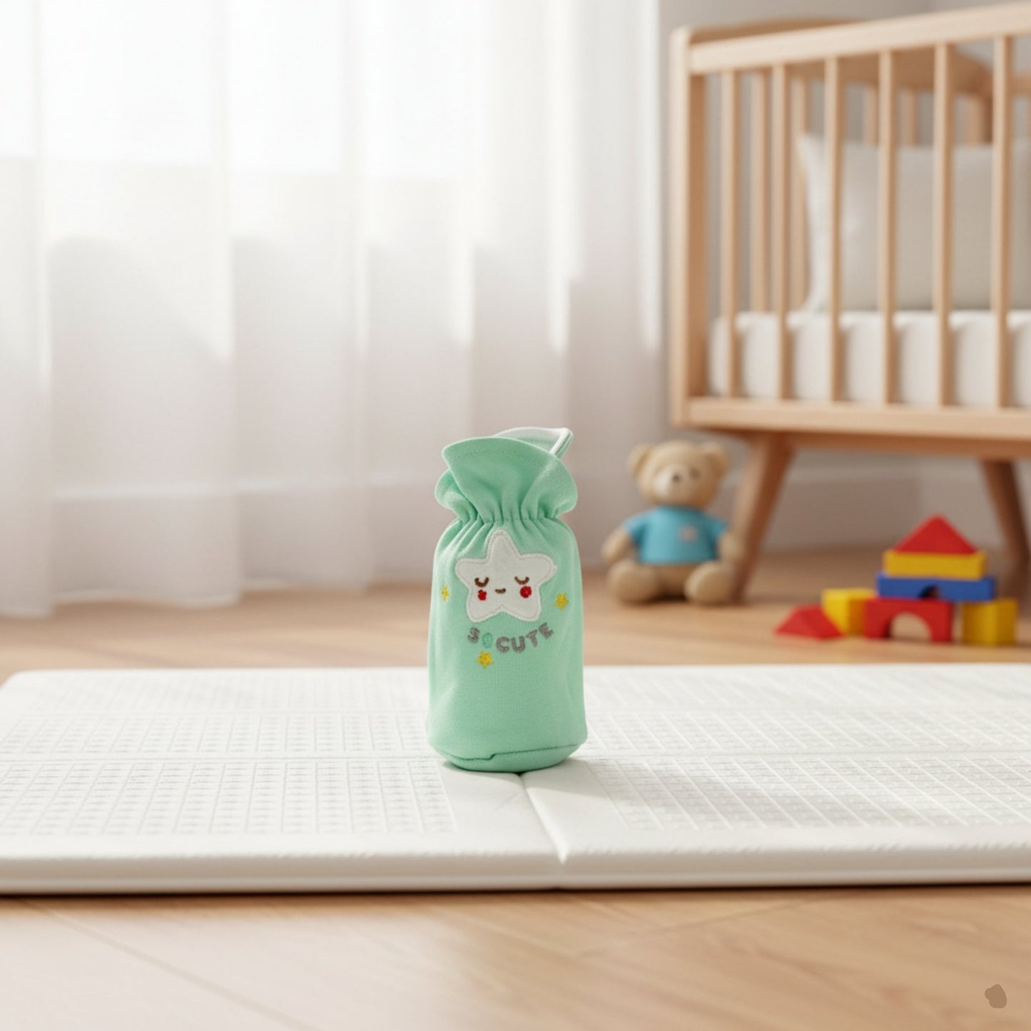 Cartoon Embroidered Feeder Cover 60ml