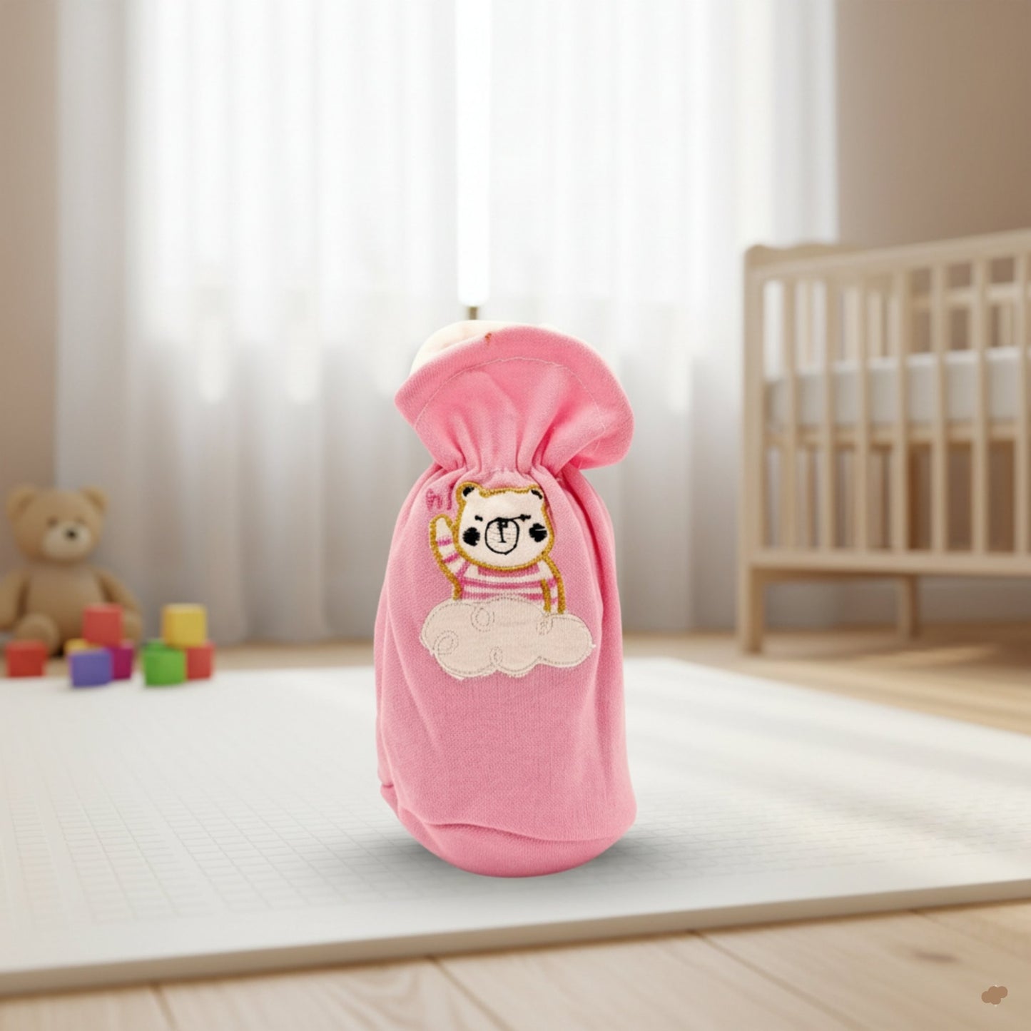Cartoon Embroidered Feeder Cover 60ml
