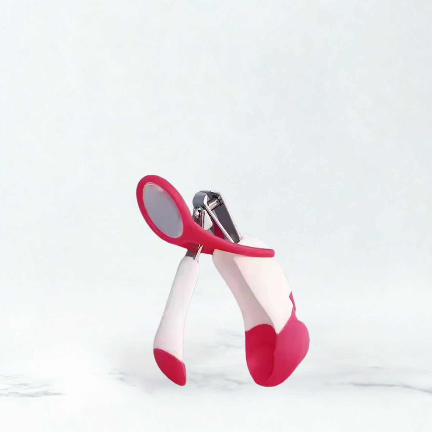 FISH Nail Cutter with Magnifying Glass